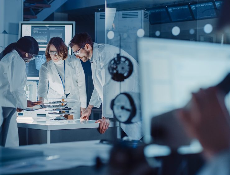 In,Technology,Research,Laboratory:,Diverse,Team,Of,Industrial,Scientists,,Engineers,